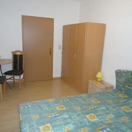 Gaestewohnungen Hennig *