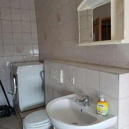 Gaestewohnungen Hennig アパート マルククレーベルク