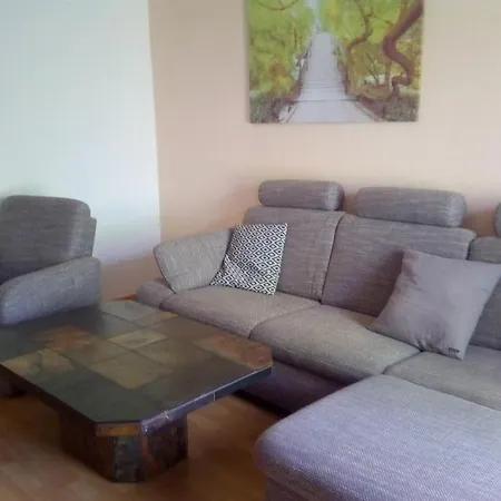 Gaestewohnungen Hennig アパート